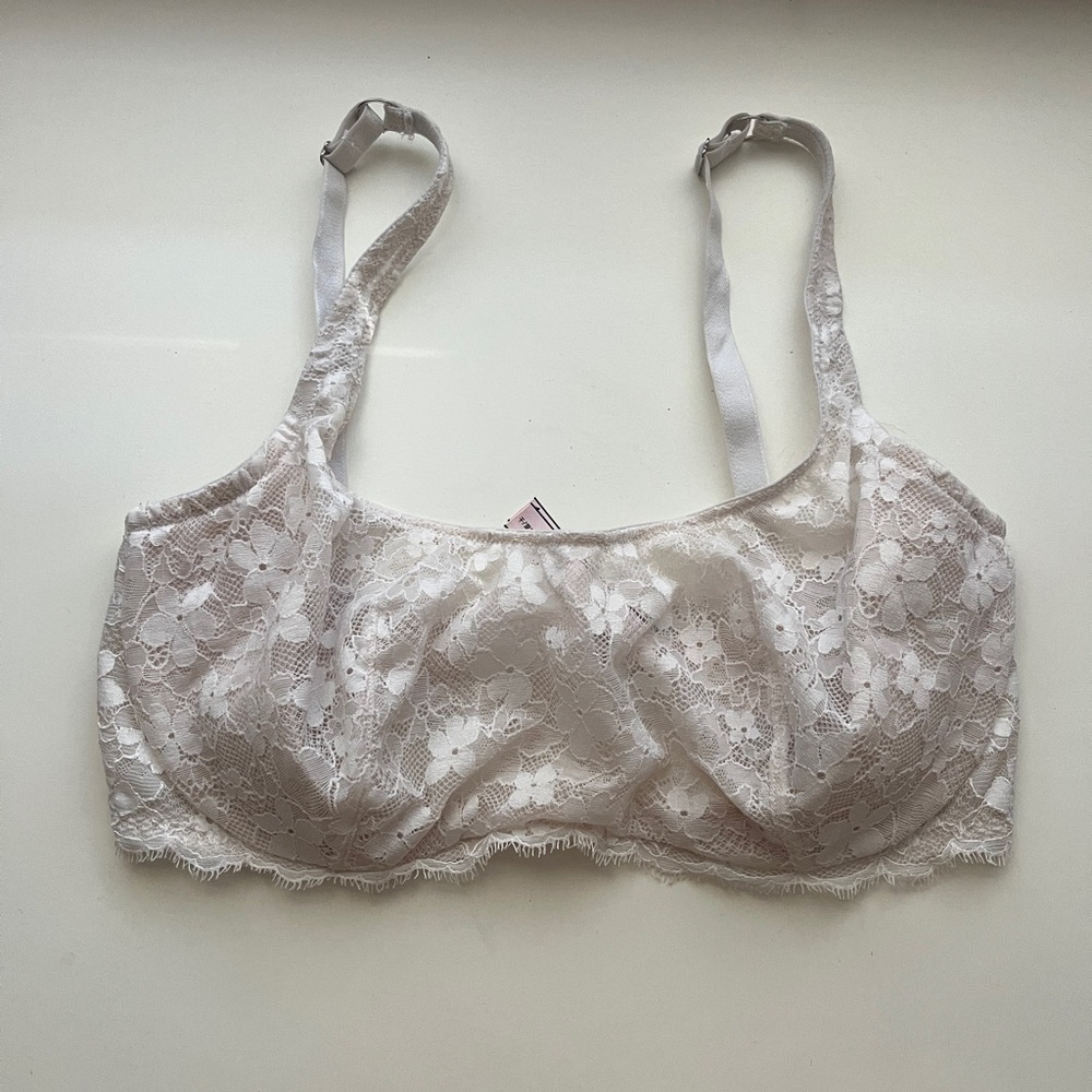 EUC VS Lace Push-up Without Padding Lace unlined underwire Bra in ivory 34DDD